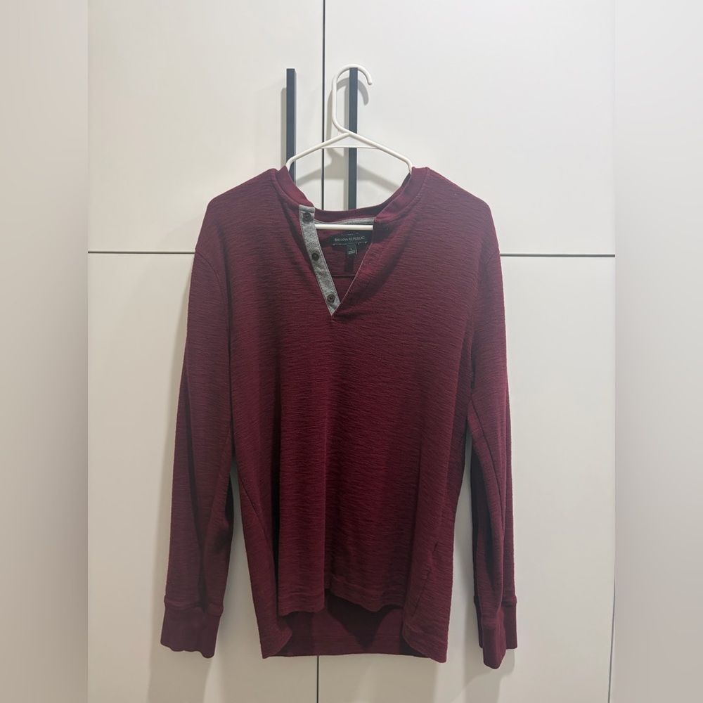 Banana Republic Men’s Long Sleeve Waffle Henley Shirt, Maroon, SZ L, Like New